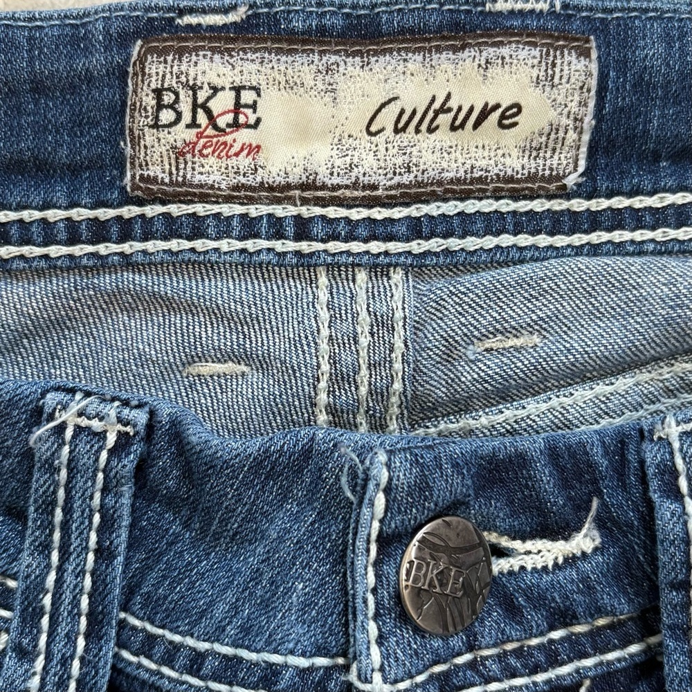 BKE Denim Culture Jeans 24 inch Crop Size 31 - Picture 3 of 13